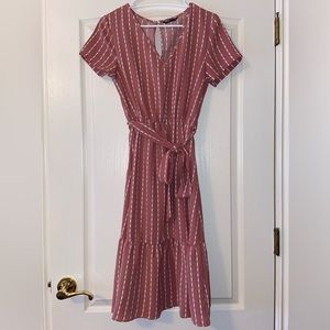 Pink summer dress with white lines